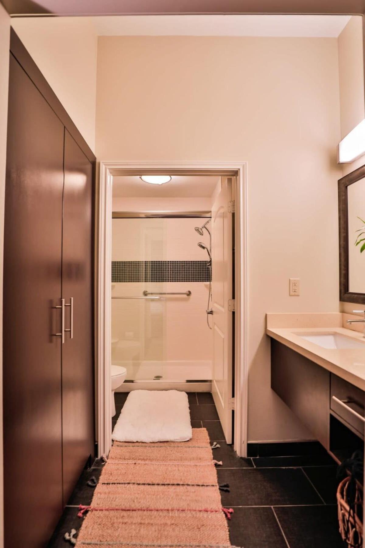 Apartmán Free Parking Free Wifi With Kitchen Washer Dryer Relux Studio Group 2 Houston Exteriér fotografie